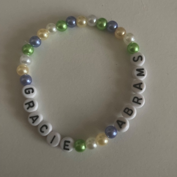 Gracie Abrams Albums Bracelet Set - Picture 6 of 7